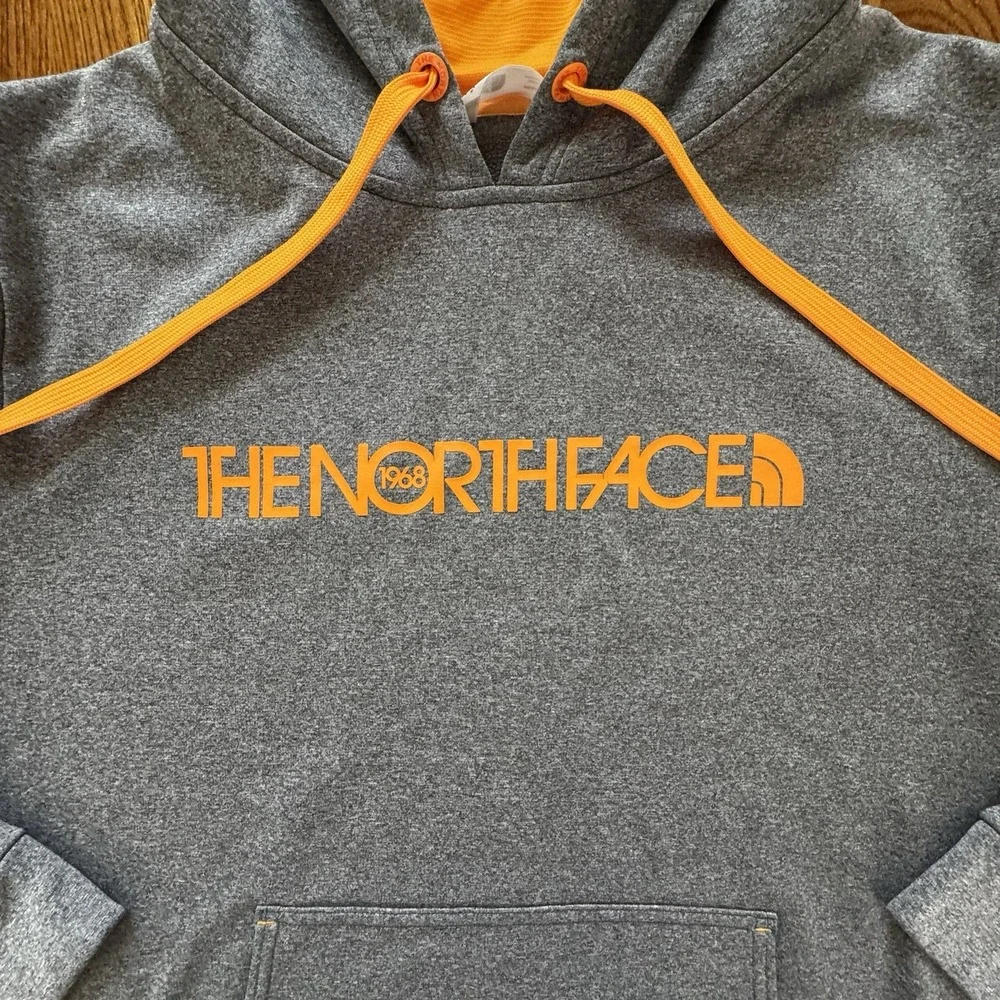 The North Face‎ Grey Orange Pullover Hoodie Men's Size L